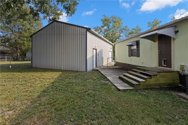 $87,500 | 816 South 2nd Street, Independence, KS 67301