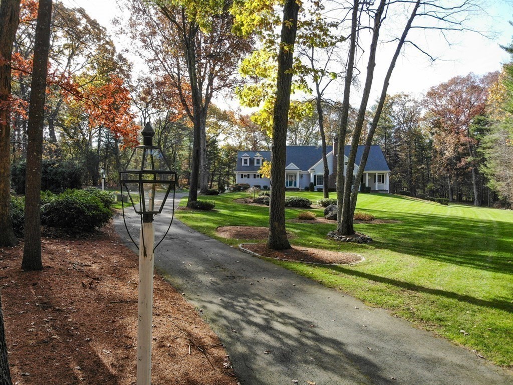 6 Barnbridge Circle Framingham, MA 01701 - Photo 3 of 41