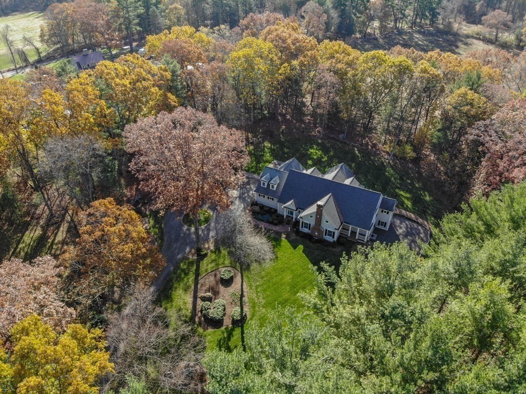 6 Barnbridge Circle Framingham, MA 01701 - Photo 37 of 41 a backyard of a house with lots of green space