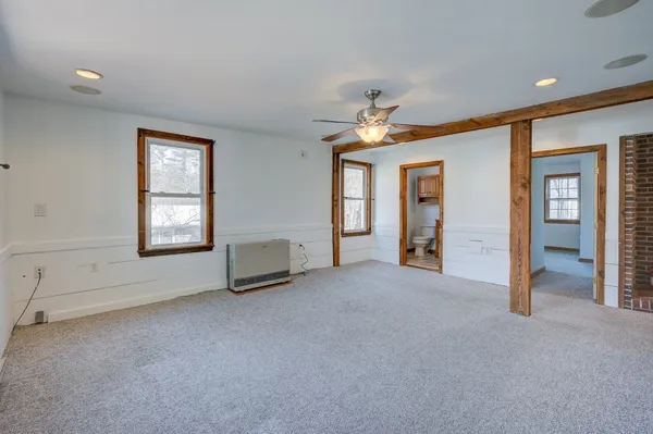 $1,800 | 99 Pine Street, Conway, NH 03860