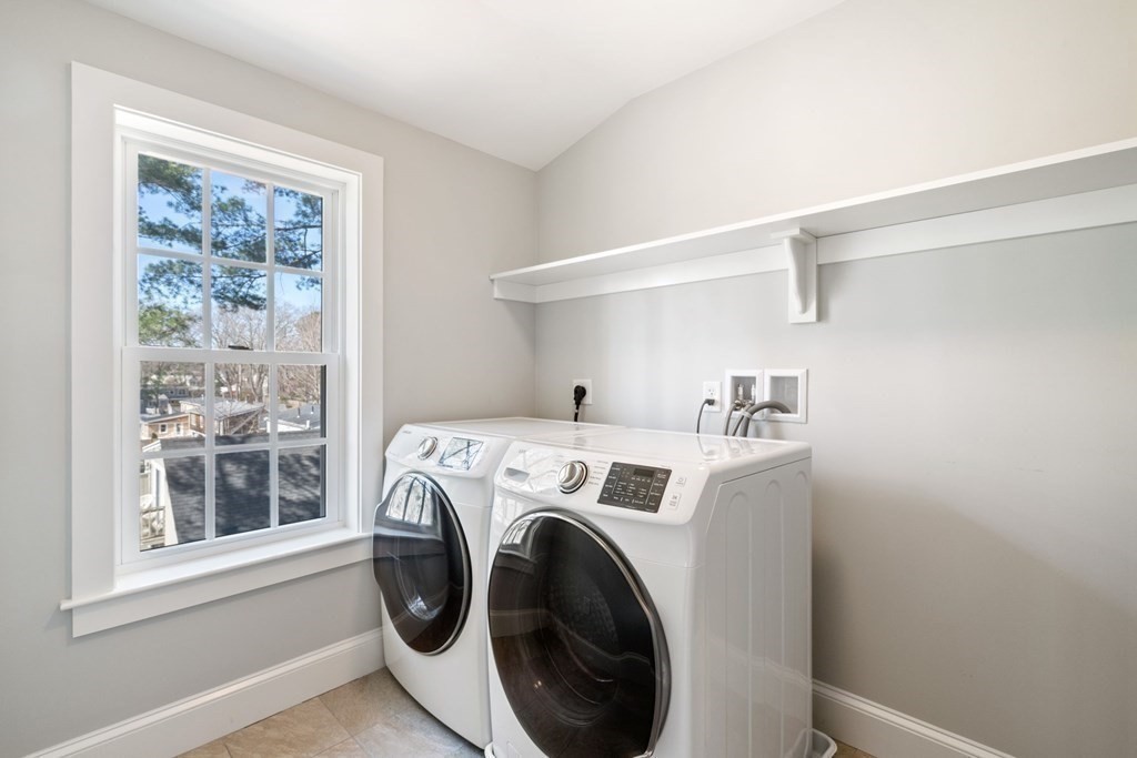 40 Smith Road Hingham, MA 02043 - Photo 17 of 39 Gallery Image 17