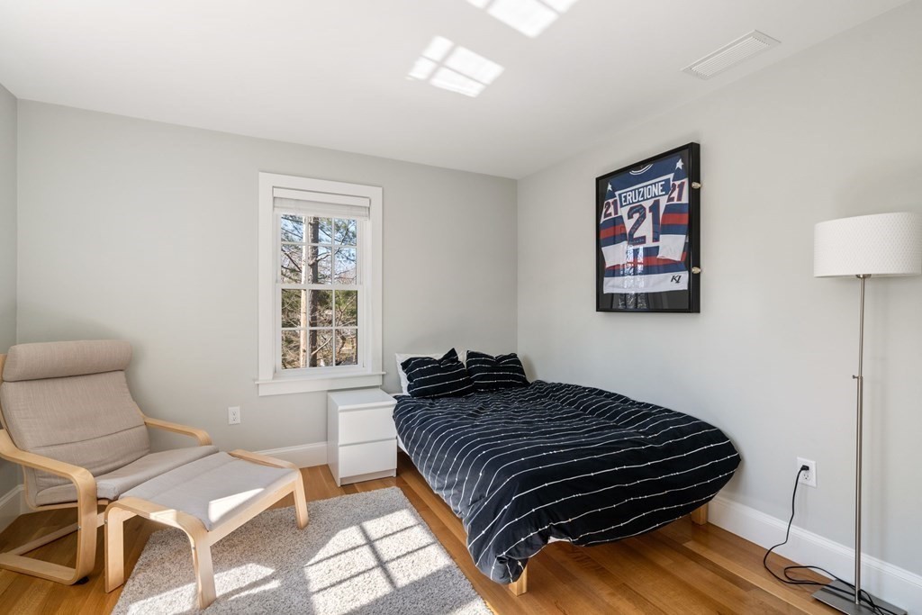 40 Smith Road Hingham, MA 02043 - Photo 25 of 39 Gallery Image 25