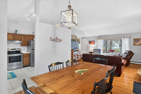 $842,000 | 33 Duck Marsh Lane, Chatham, MA 02633