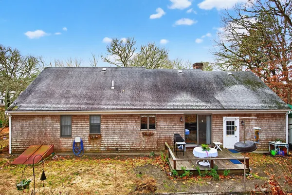$842,000 | 33 Duck Marsh Lane, Chatham, MA 02633