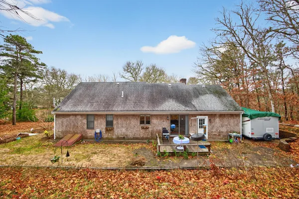 $842,000 | 33 Duck Marsh Lane, Chatham, MA 02633