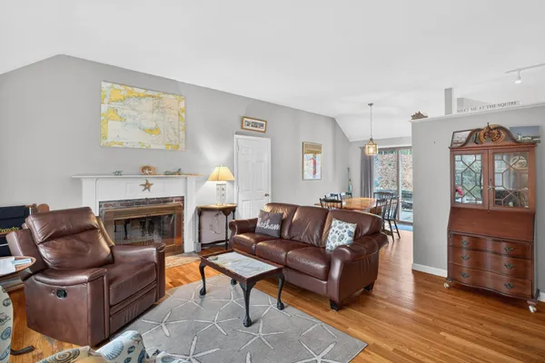 $842,000 | 33 Duck Marsh Lane, Chatham, MA 02633