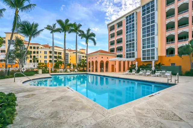 $13,500 | 735 Crandon Boulevard, Unit 503, Key Biscayne, FL 33149