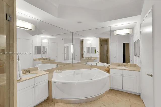 $13,500 | 735 Crandon Boulevard, Unit 503, Key Biscayne, FL 33149