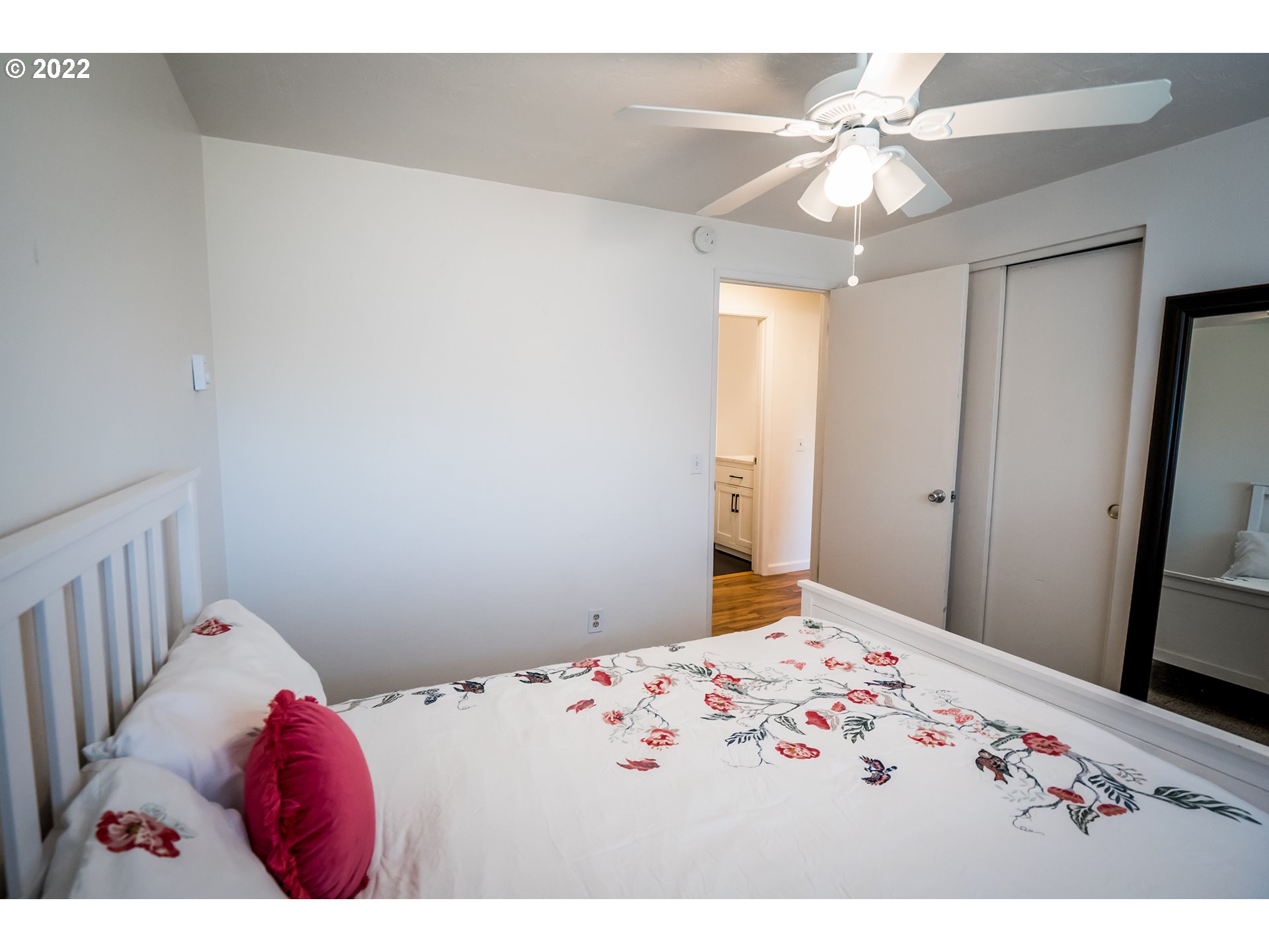 3220 Harlow Road Eugene, OR 97401 - Photo 16 of 28 Gallery Image 16