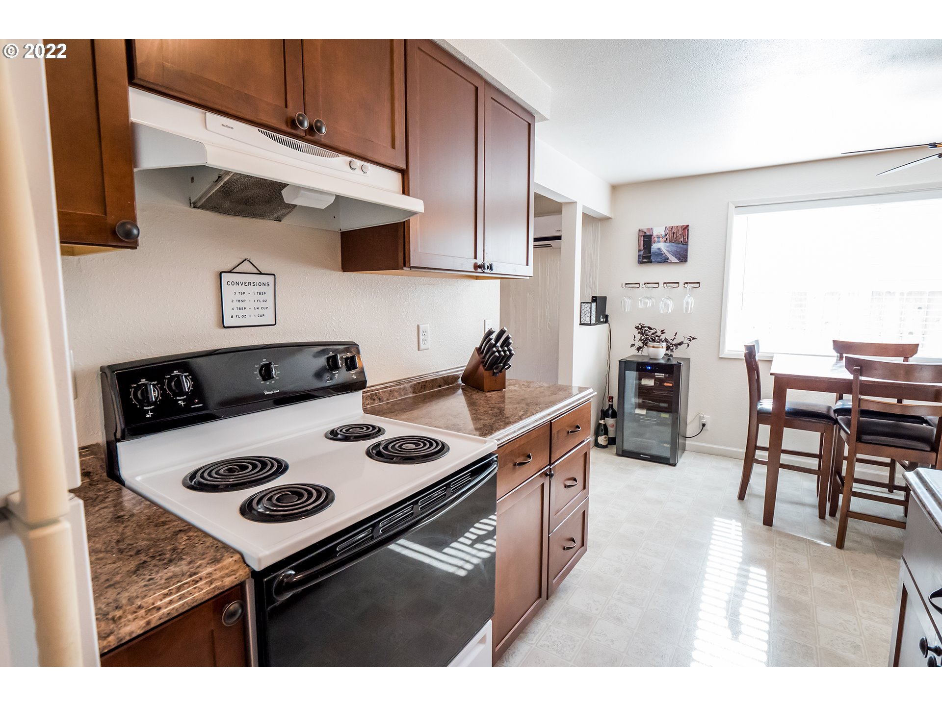 3220 Harlow Road Eugene, OR 97401 - Photo 5 of 28 Gallery Image 5