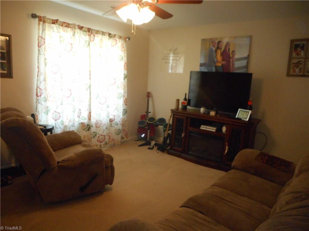 735 Bitting Hall Circle Rural Hall, NC 27045 - Photo 6 of 30
