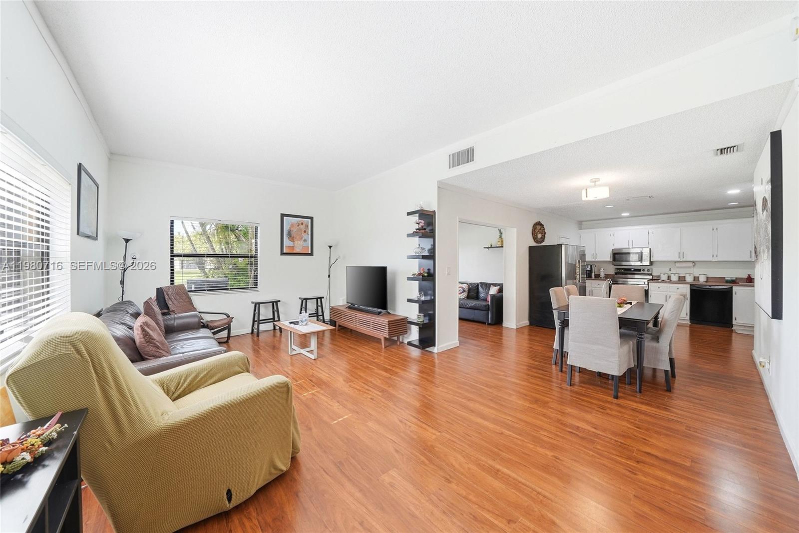 567 Racquet Club Road, Unit 18 Weston, FL 33326 - Photo 17 of 36