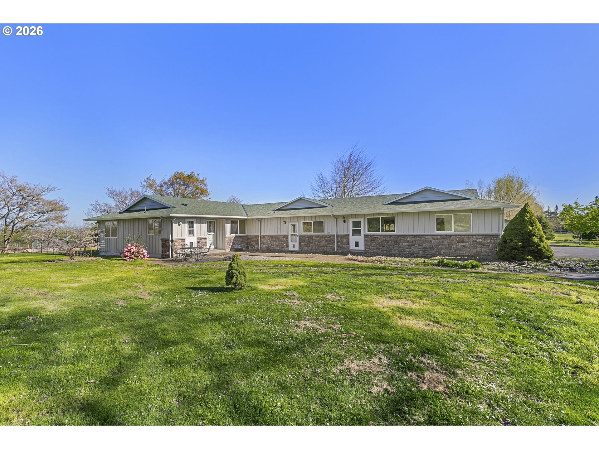 10418 Champoeg Road Northeast Aurora, OR 97002 - Photo 41 of 44