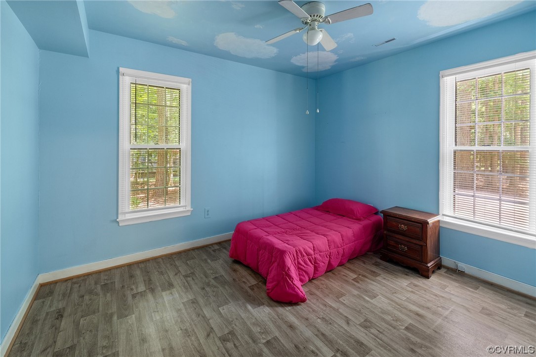 12441 Spring Run Road Chesterfield, VA 23832 - Photo 15 of 28 a bedroom with a bed and a window