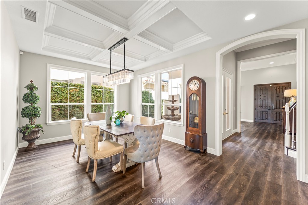51 Rolling Ridge Rancho Santa Margarita, CA 92688 - Photo 10 of 61 Looking towards the front door