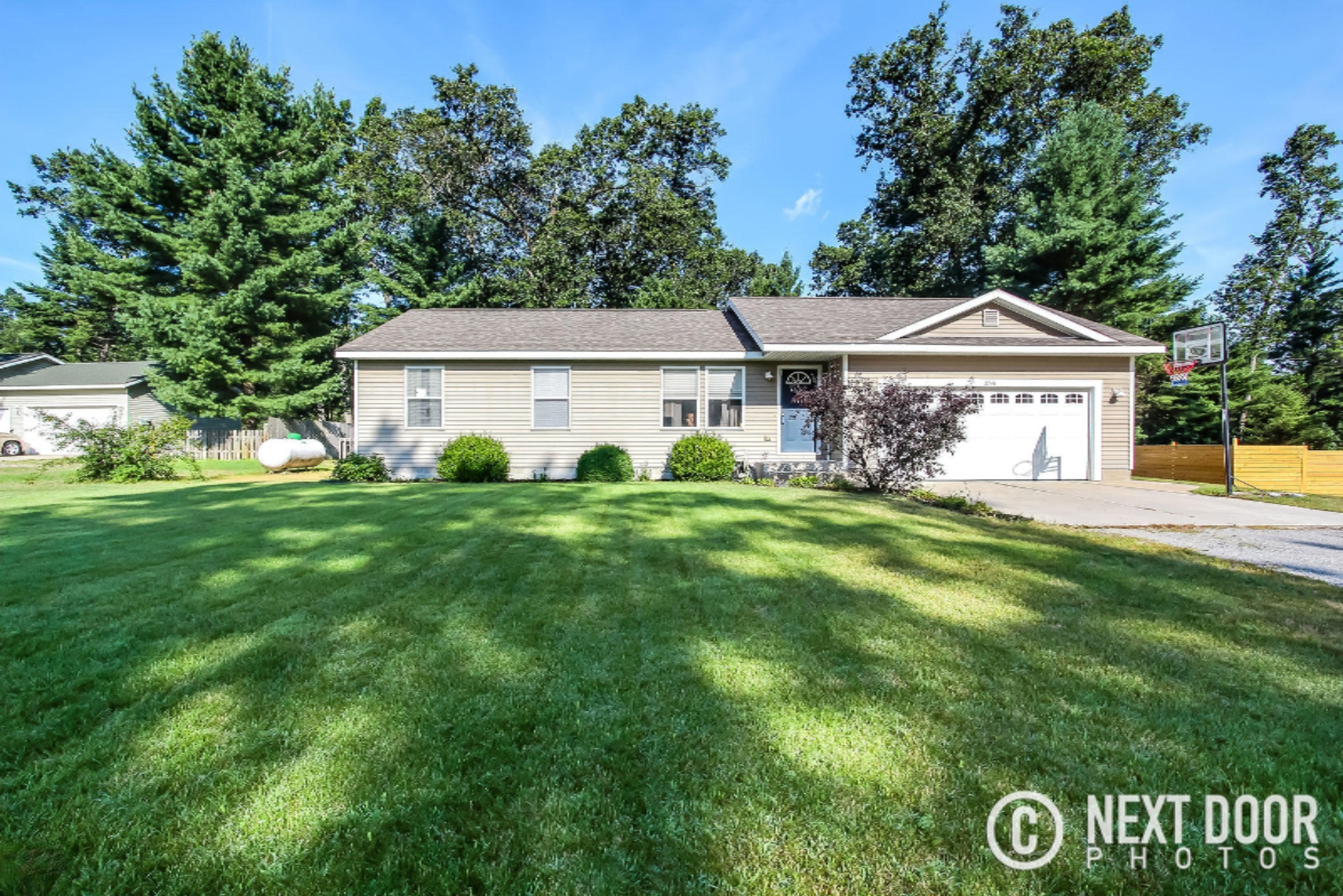 2741 Russell Road Muskegon, MI 49445 - Photo 2 of 30 2741-Russell-Rd_0089_blended