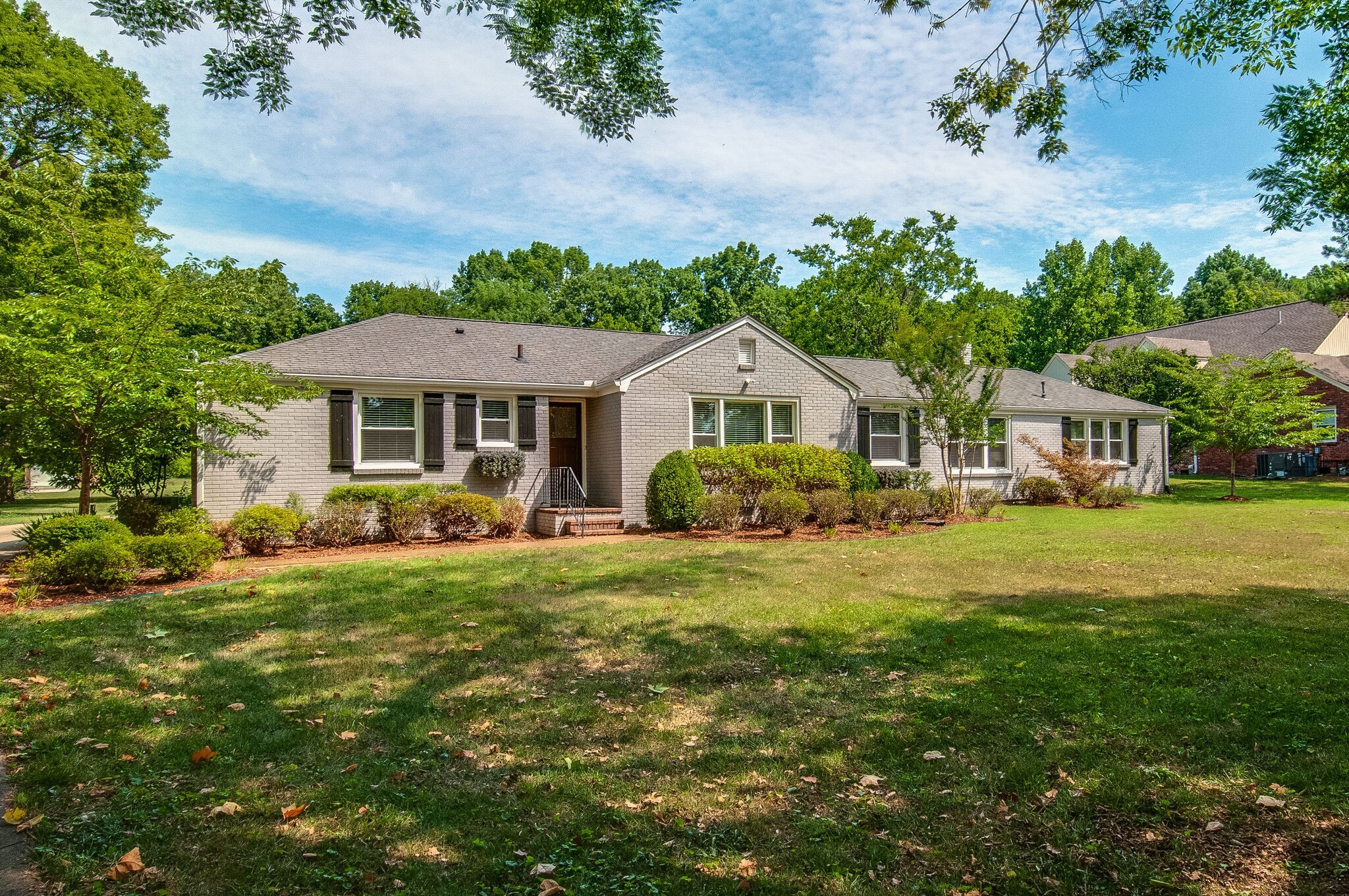 6312 Robin Hill Road Nashville, TN 37205 - Photo 1 of 40 Gallery Image 1