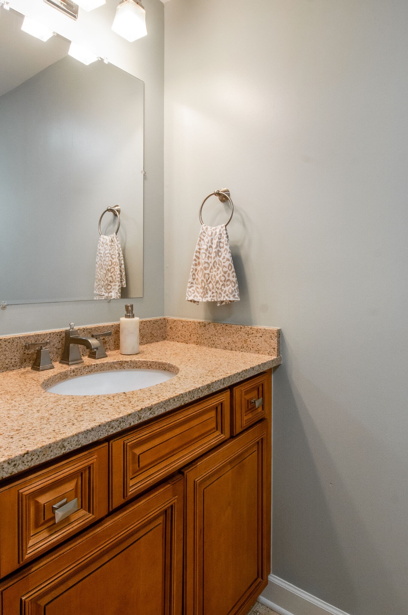 6312 Robin Hill Road Nashville, TN 37205 - Photo 16 of 40 Gallery Image 16