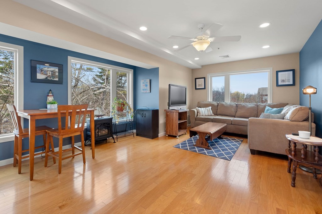 2 Duck Pond Road, Unit 135 Beverly, MA 01915 - Photo 1 of 17 Gallery Image 1
