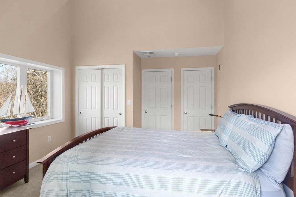 2 Duck Pond Road, Unit 135 Beverly, MA 01915 - Photo 8 of 17 Gallery Image 8
