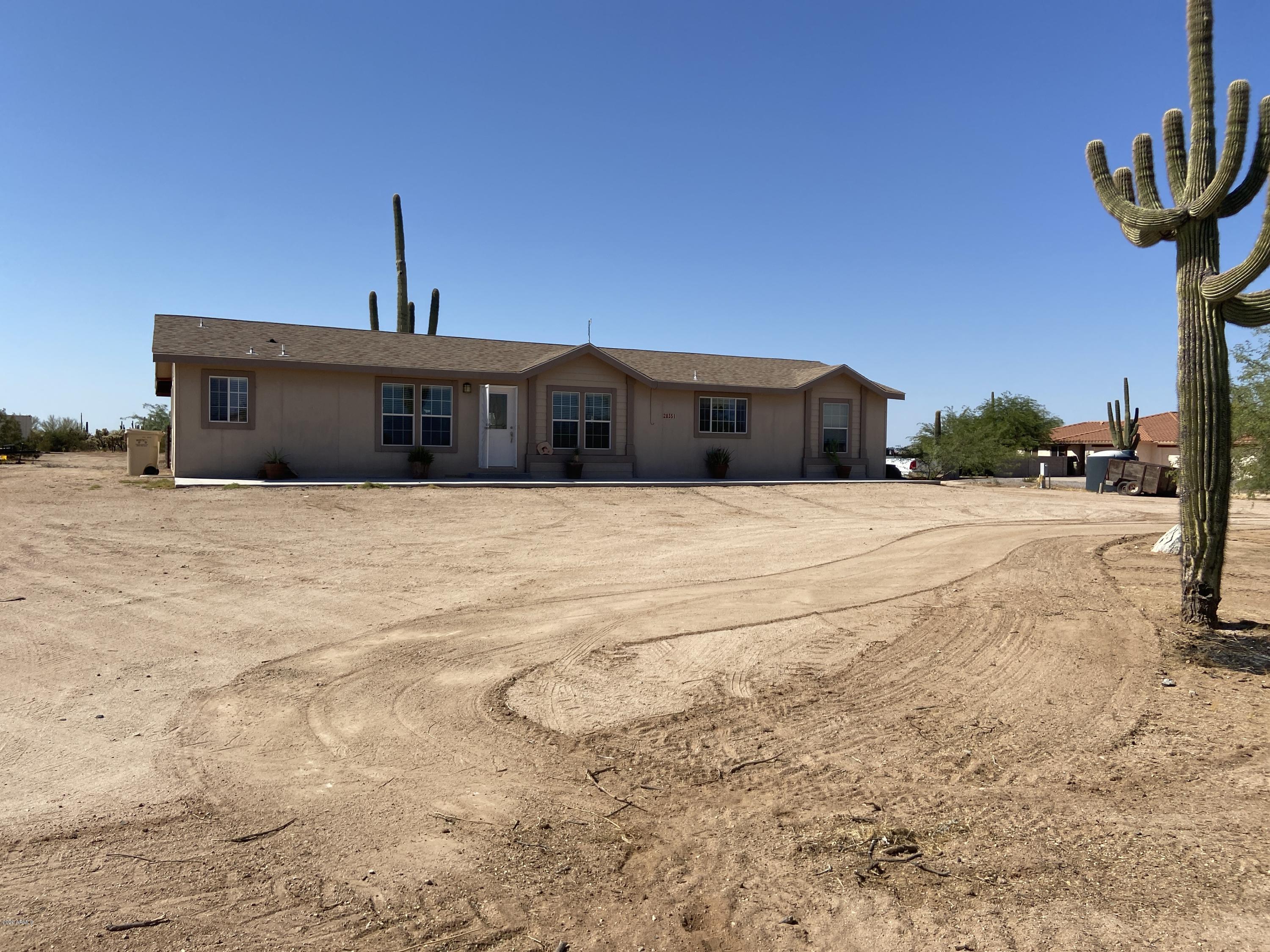 28351 North Sidekick Road Florence, AZ 85132 - Photo 3 of 66 Photo Sep 06, 9 58 11 AM