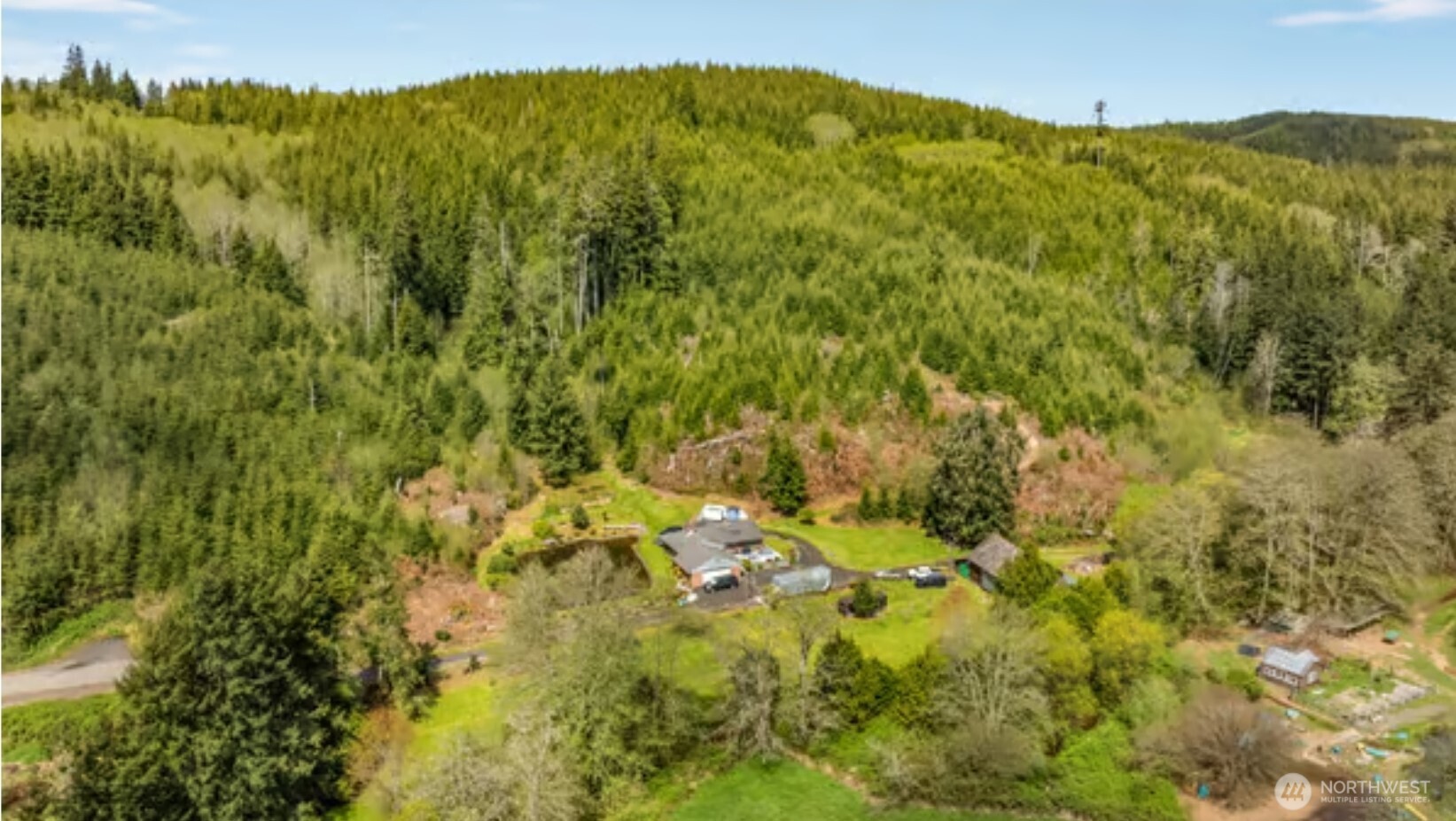 121 Bear Gulch Road Aberdeen, WA 98520 - Photo 16 of 18 a view of an mountain