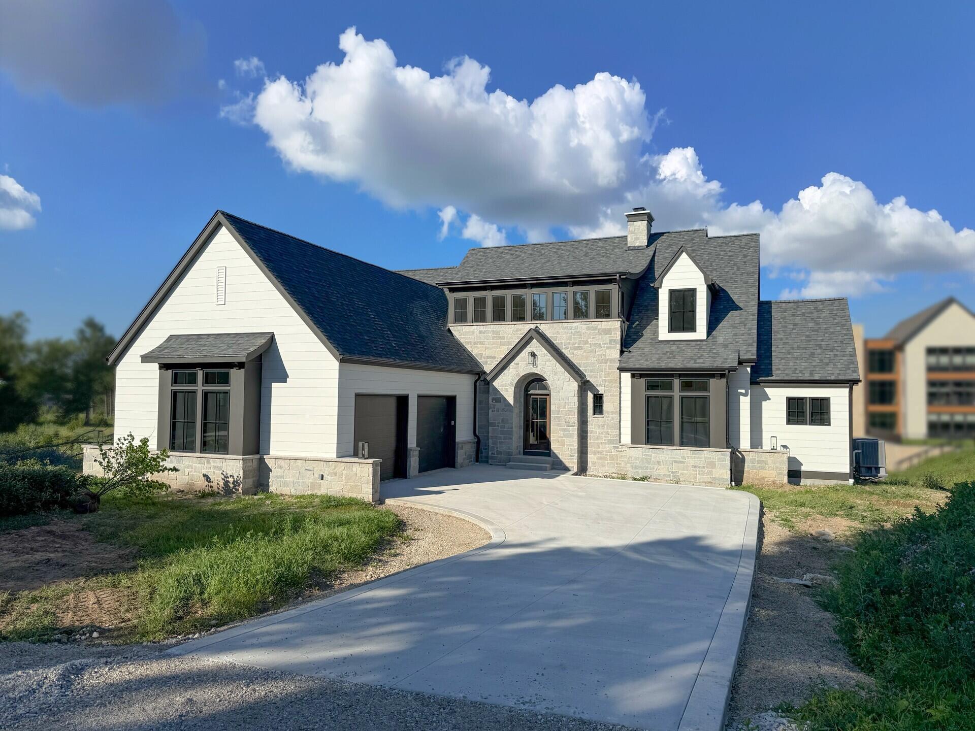 12825 Stephen Place Elm Grove, WI 53122 - Photo 1 of 2 27390c73-96e5-403b-b68b-ae12434271c1