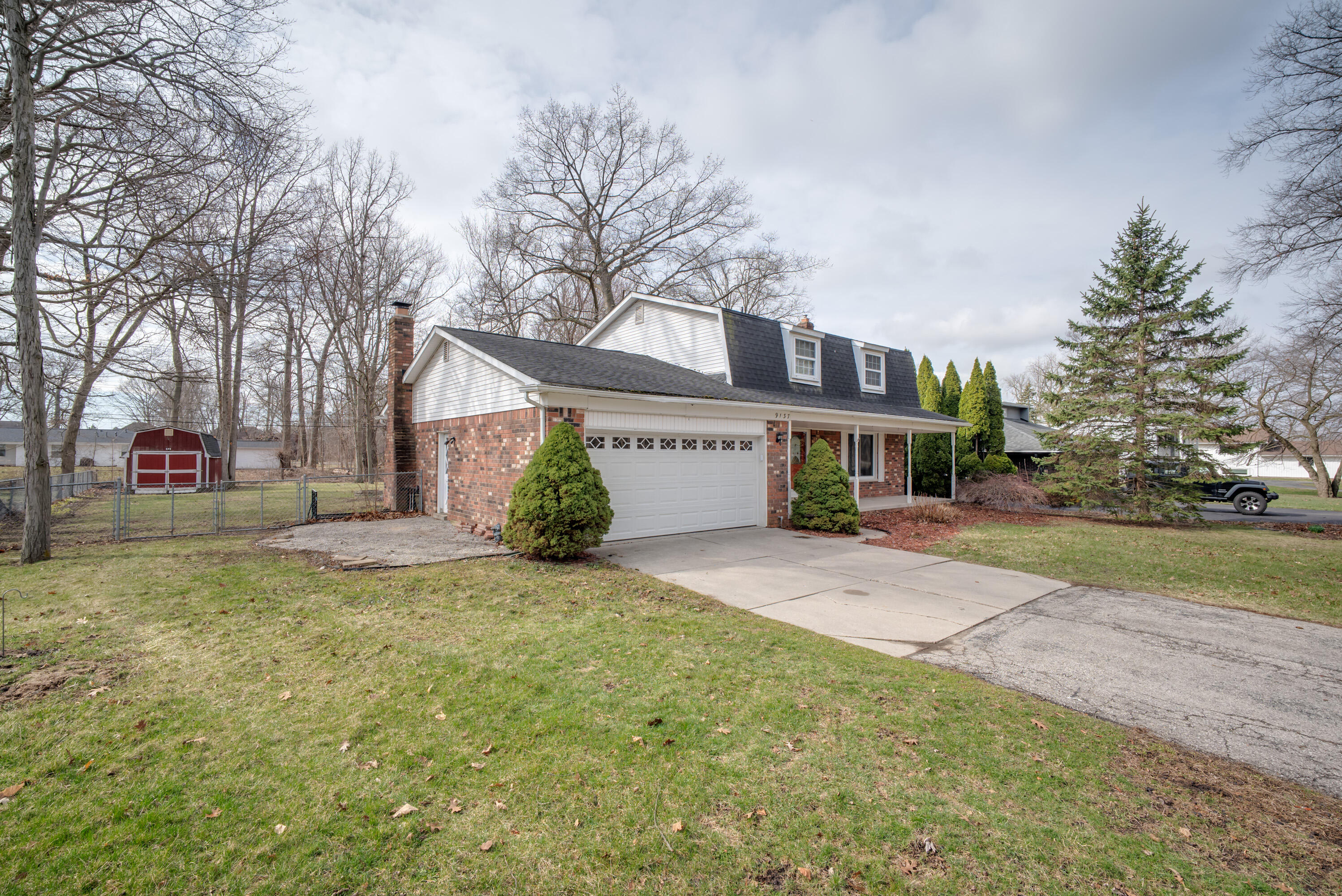 9137 Rucker Road Grosse Ile, MI 48138 - Photo 40 of 41 Welcome to your new home!