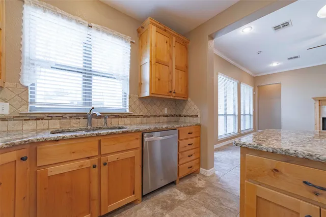 $385,000 | 125 Walter Way, Jarrell, TX 76537