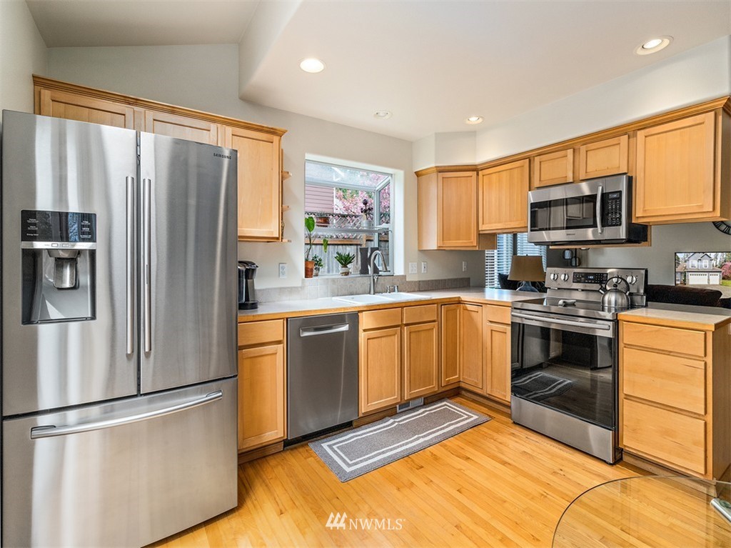 128 170th Place Southeast Bothell, WA 98012 - Photo 7 of 17