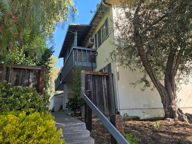 $1,000,000 | 235 Arana Drive, Martinez, CA 94553