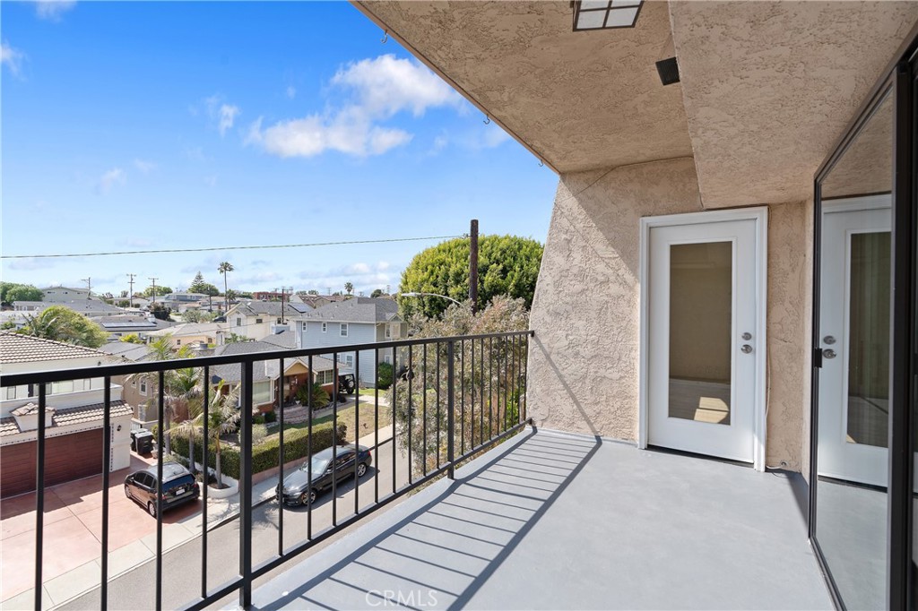 900 Cedar Street, Unit 308 El Segundo, CA 90245 - Photo 9 of 29 a view of balcony with furniture