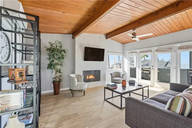 $15,000 | 116 5th Place, Manhattan Beach, CA 90266