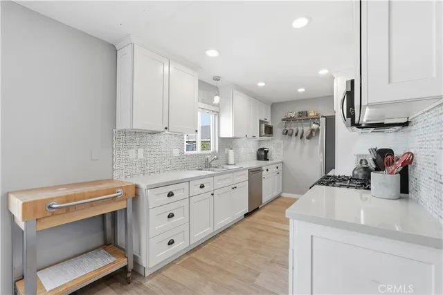 $15,000 | 116 5th Place, Manhattan Beach, CA 90266