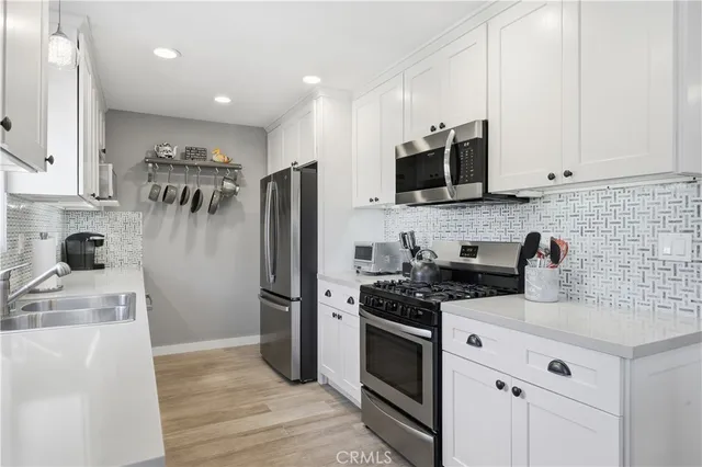$15,000 | 116 5th Place, Manhattan Beach, CA 90266