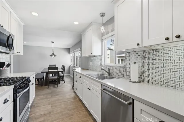 $15,000 | 116 5th Place, Manhattan Beach, CA 90266