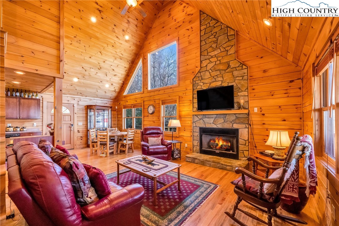 455 Round Knob Ridge Road West Jefferson, NC 28694 - Photo 15 of 46
