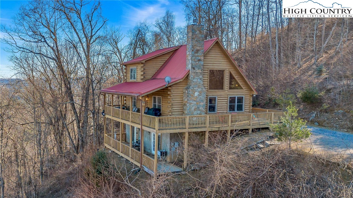455 Round Knob Ridge Road West Jefferson, NC 28694 - Photo 2 of 46