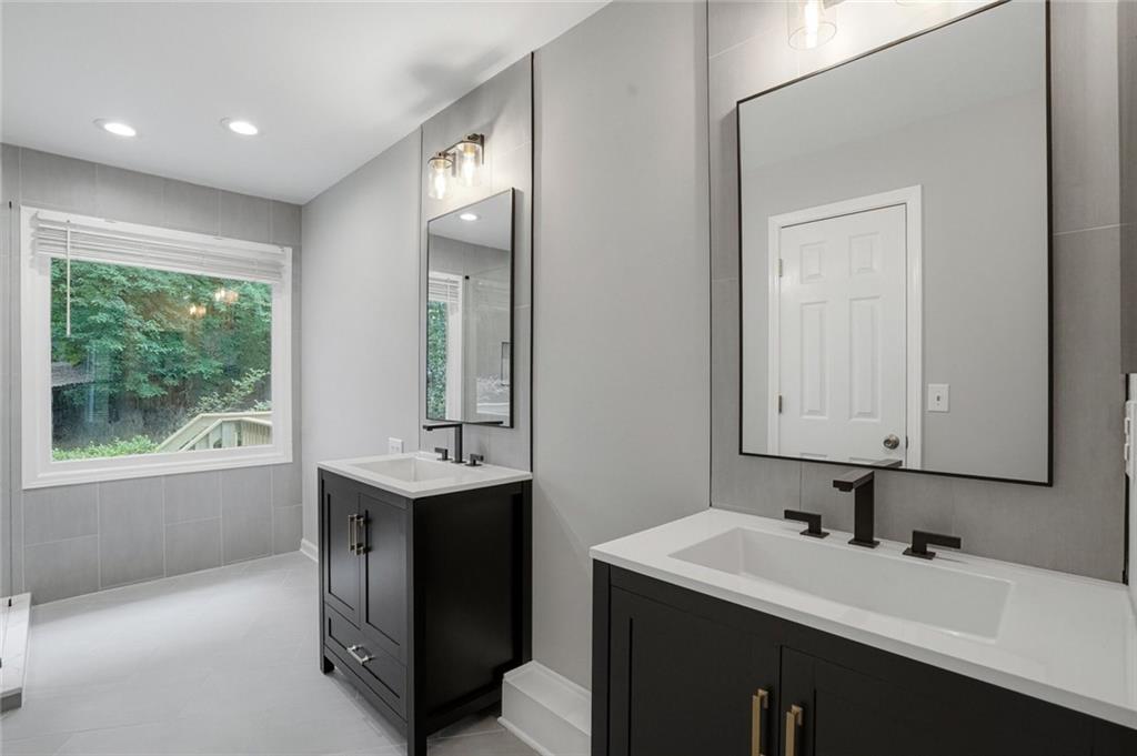 13 Bedford Ridge Northwest Cartersville, GA 30121 - Photo 7 of 19 a bathroom with a sink and a mirror