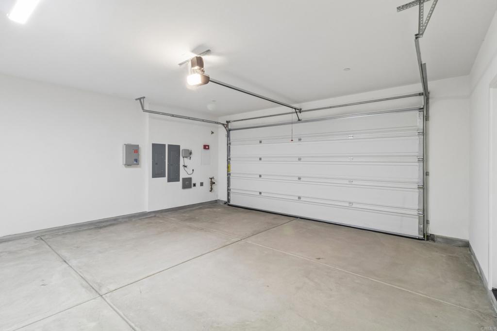 725 Kingbird Loop Oceanside, CA 92058 - Photo 29 of 61 Gallery Image 29