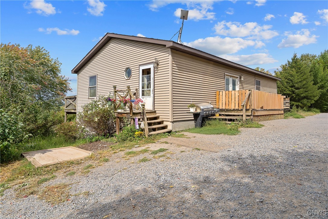 693 Masters Road Elbridge, NY 13060 - Photo 12 of 29