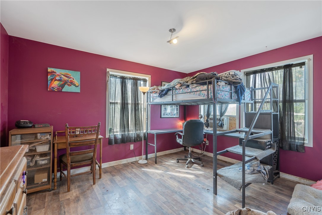 693 Masters Road Elbridge, NY 13060 - Photo 23 of 29 Bedroom 1 (Primary with full bathroom)