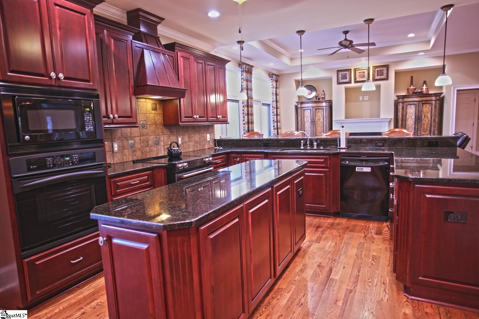 1569 North Woodbury Road Seneca, SC 29672 - Photo 8 of 36 Gallery Image 8
