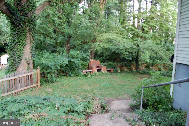 1161 Old County Road Arnold, MD 21146 - Photo 7 of 19 Exterior (Rear)