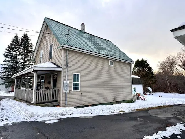 $135,000 | 43 Market Street, Fort Kent, ME 04743