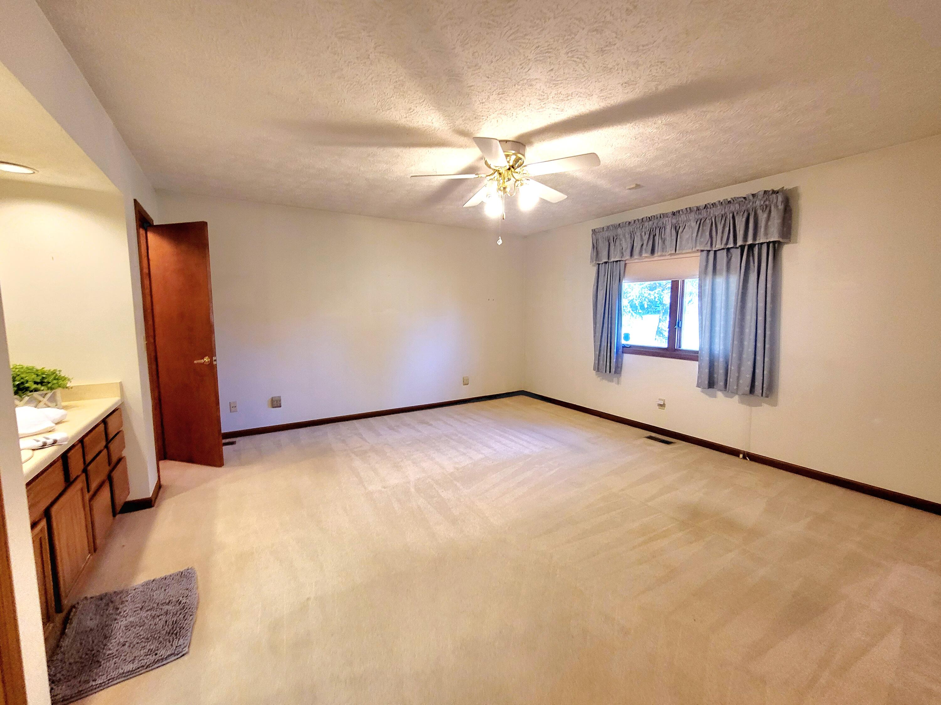 1842 Fox Ridge Drive, Unit 77 Springfield, OH 45503 - Photo 18 of 46