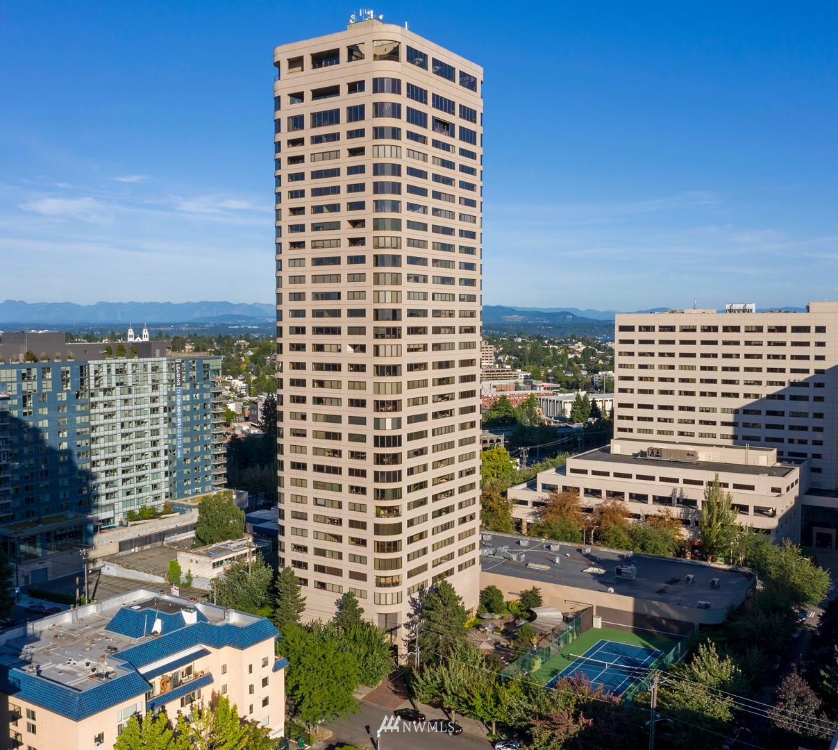 1301 Spring Street, Unit 30J Seattle, WA 98104 - Photo 40 of 40 a view of a city with tall buildings