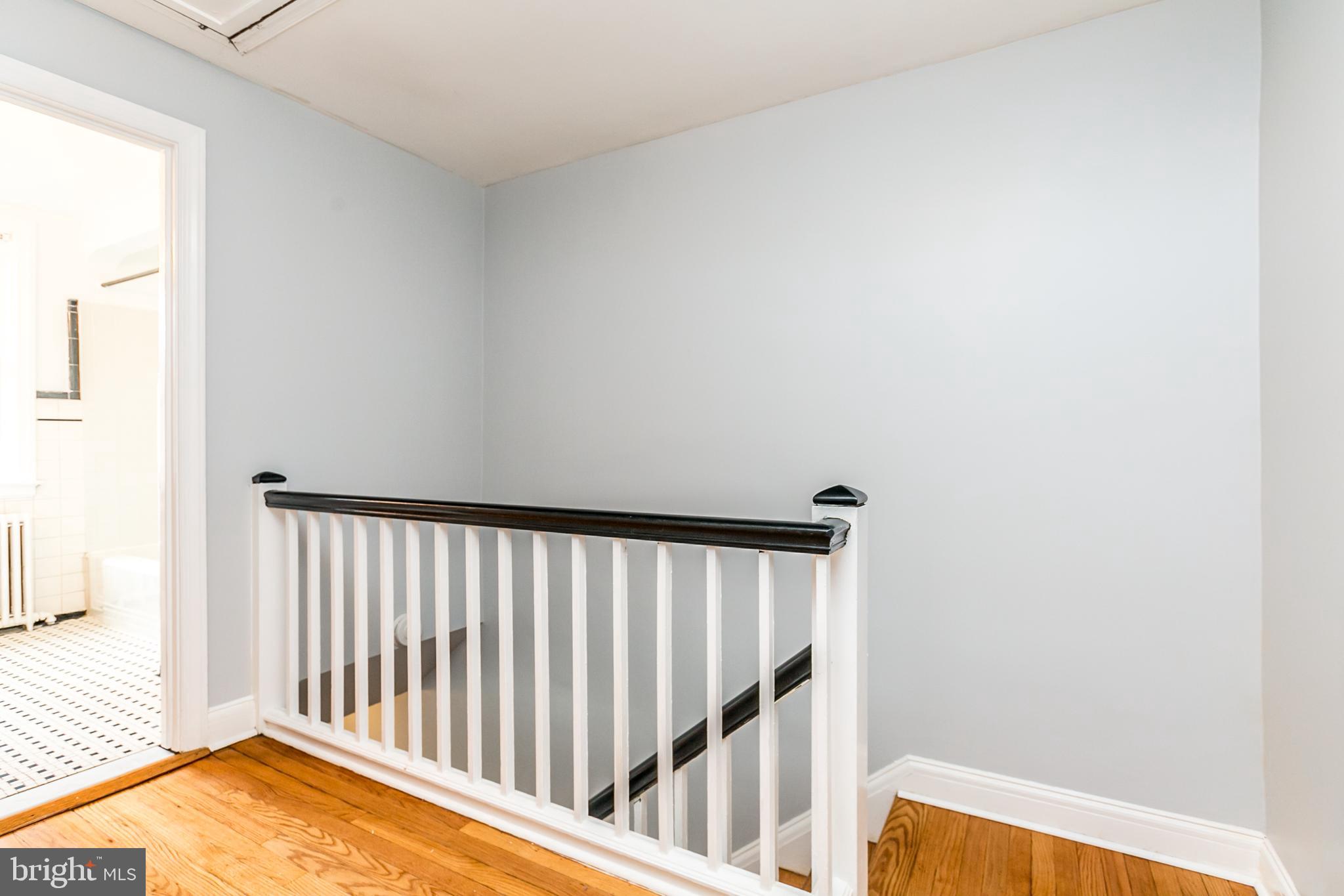 3805 Kimble Road Baltimore, MD 21218 - Photo 23 of 31 Second floor landing