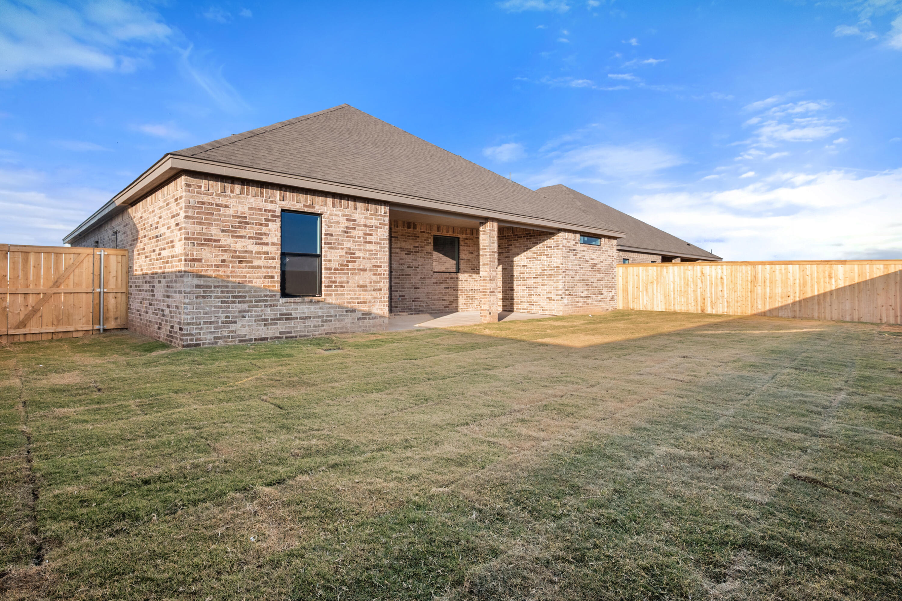 1121 North 6th Street Wolfforth, TX 79382 - Photo 29 of 31 a front view of house with yard