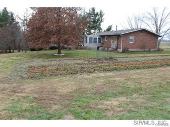 1260 Blackjack Road Troy, IL 62294 - Photo 19 of 35
